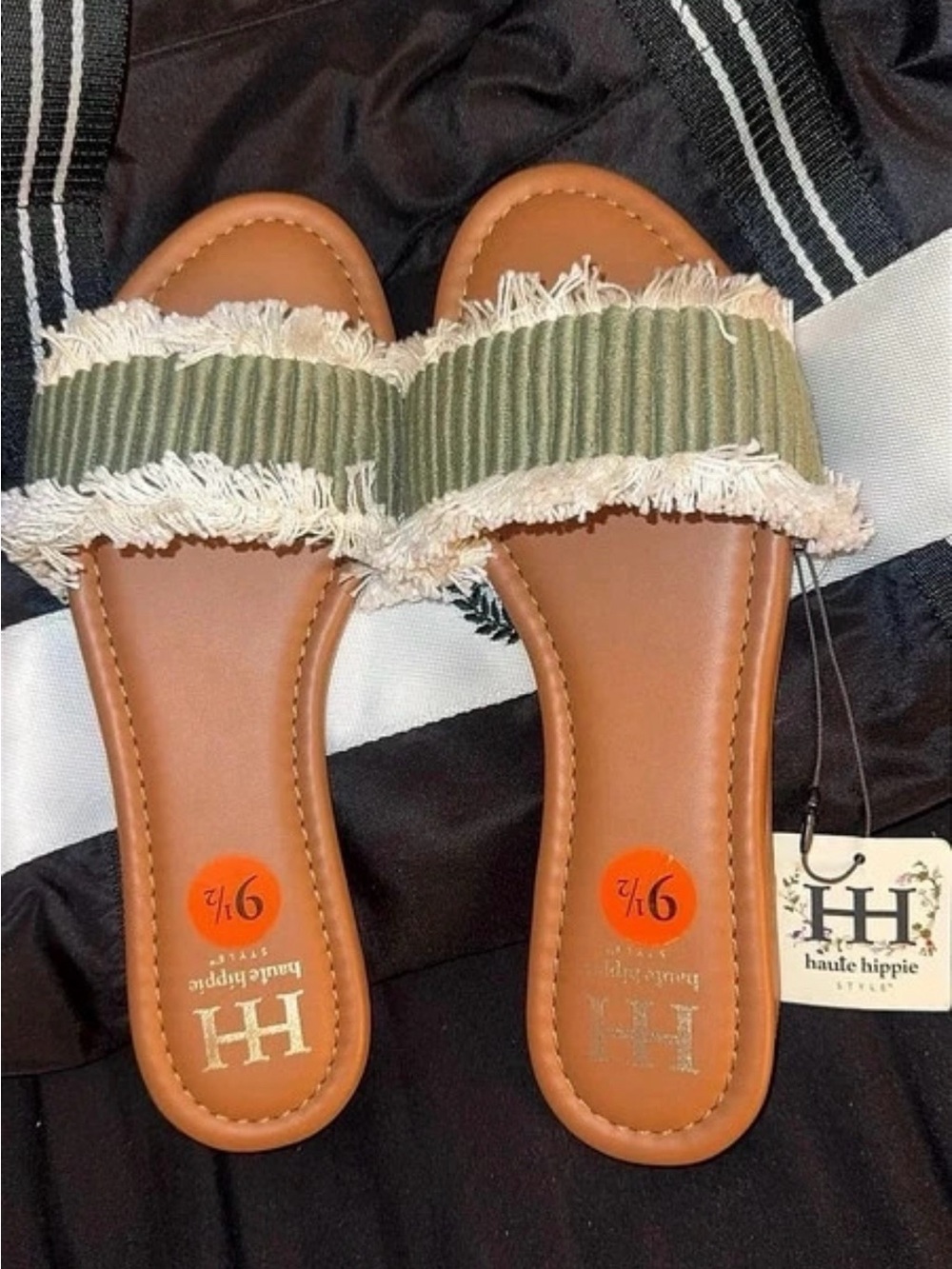 Woman’s Slide Sandals Size 9.5